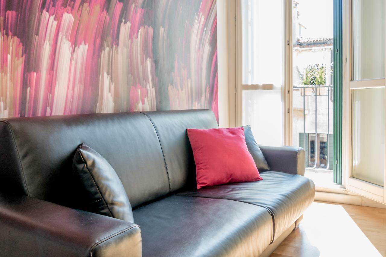 Rialto Apartments Whit Lift Венеция Екстериор снимка