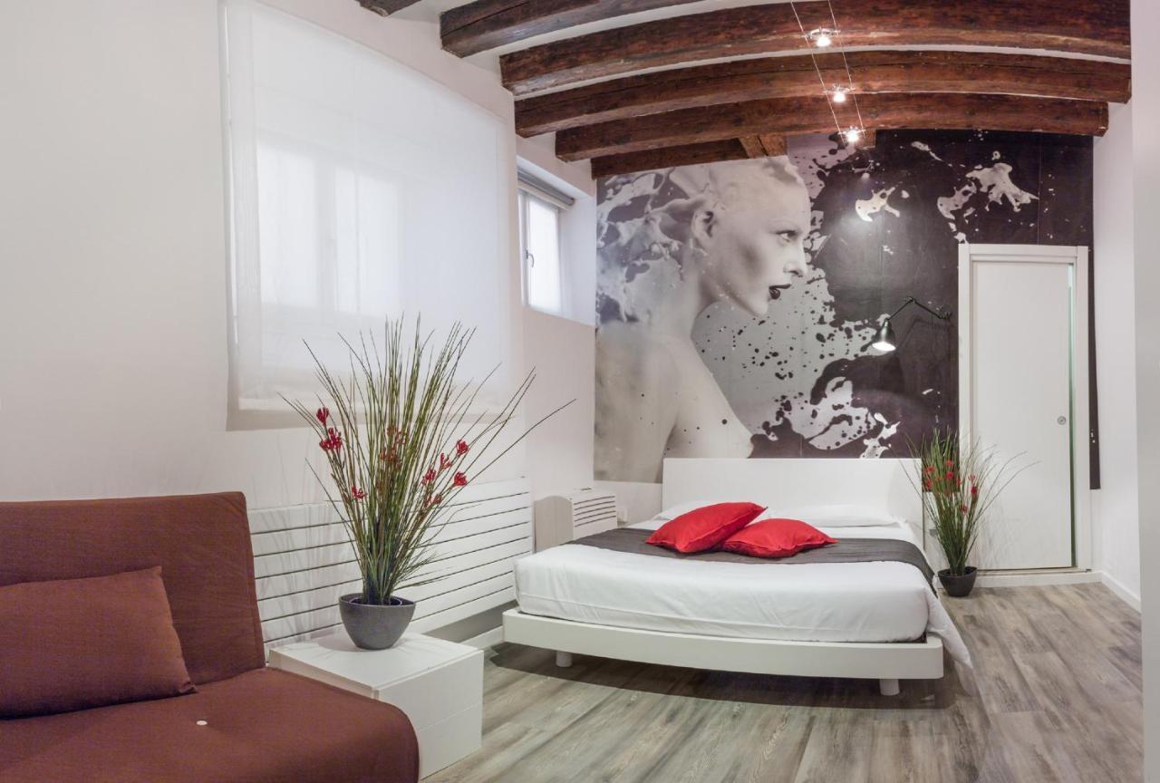 Rialto Apartments Whit Lift Венеция Екстериор снимка