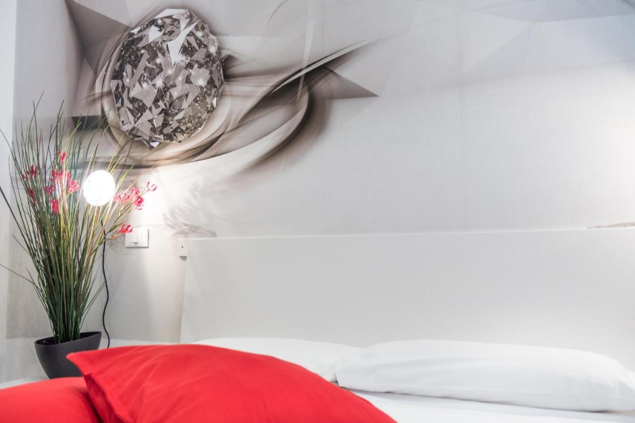Rialto Apartments Whit Lift Венеция Екстериор снимка